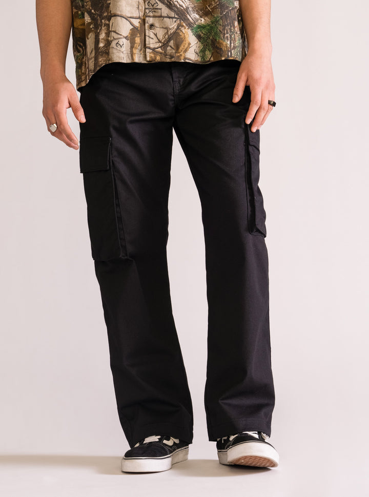 Kicked Off Cargo Pants, Black