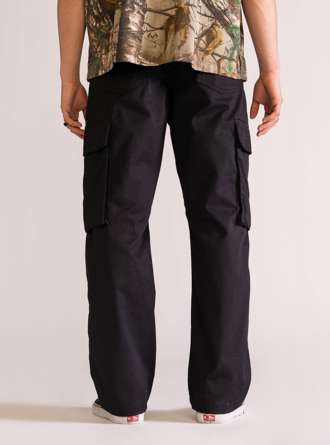 Kicked Off Cargo Pants, Black